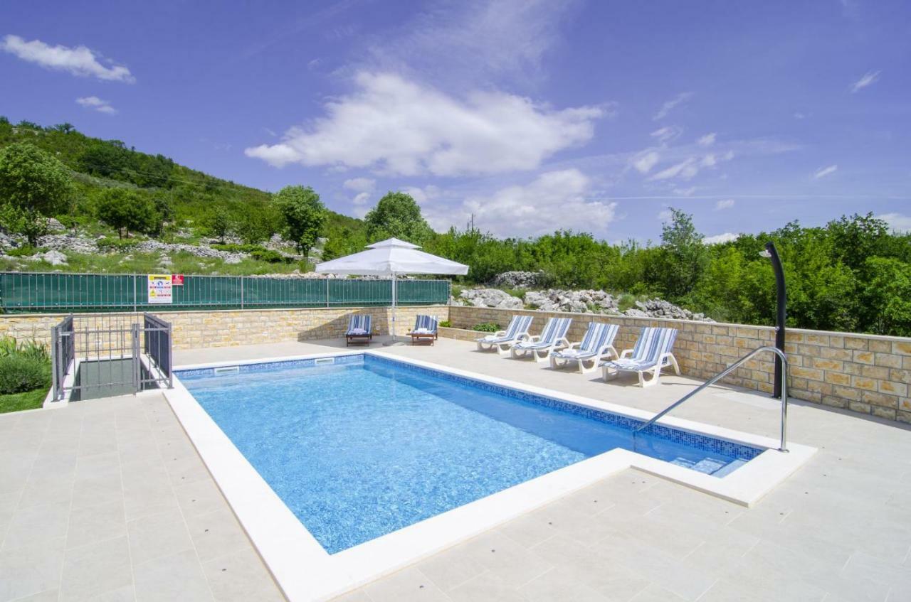 Villa Katja Omiš Εξωτερικό φωτογραφία